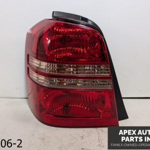 OEM 2002 Toyota Highlander 3.0L Left Tail Light Assembly