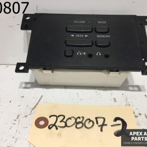 OEM 2003-2006 Ford Expedition Rear Radio Audio Headphone Control