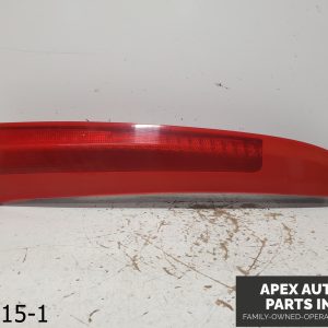 OEM 2003-2006 Volvo XC90 2.5L TAILLIGHT REFLECTOR PASSENGER right REAR