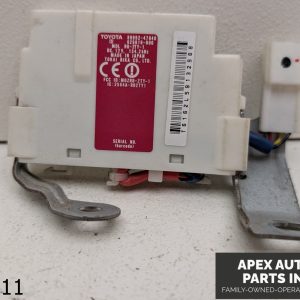 OEM 2004-2005 Toyota Prius 1.5L Smart Key Indoor Oscillator Control Module
