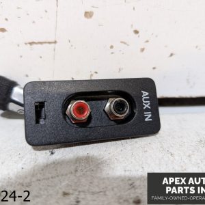 OEM 2004-2007 Volkswagen Touareg 4.2L Mount AUX Port Panel