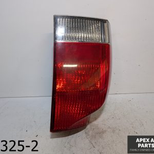 OEM 2004-2007 Volvo V70 2.5L Left Driver Tail Light I8624