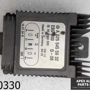 OEM 2004 Chrysler Crossfire 3.2L Cooling Fan Relay Control Module