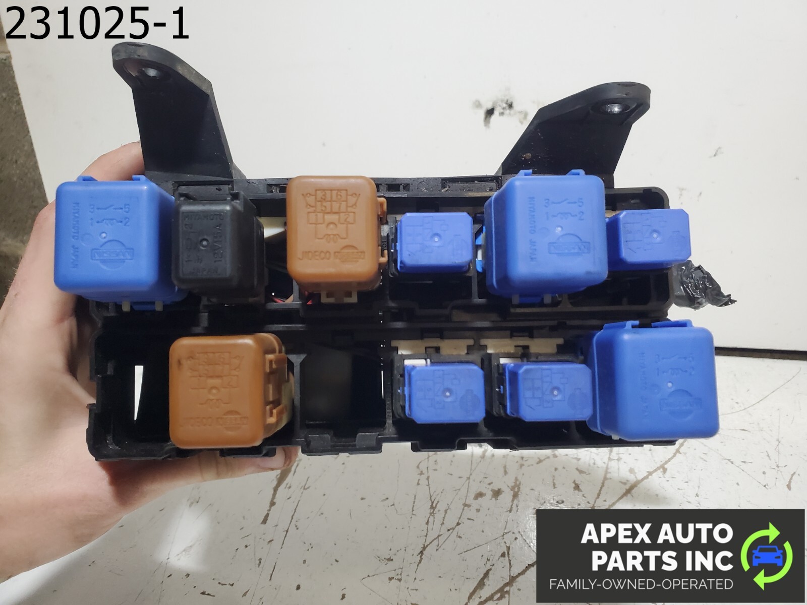 OEM 2004 Infiniti I35 Fusebox Fuse Box Relay Module 7154-3054 - Image 8