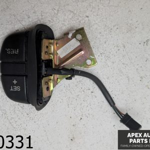 OEM 2004 Land Rover Freelander 2.5L Cruise Control Steering Wheel Switch