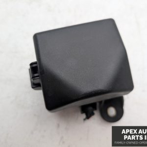 OEM 2004 Lexus LS430 4.3L Engine Room / Bay Fuse & Relay Box w/ Cover