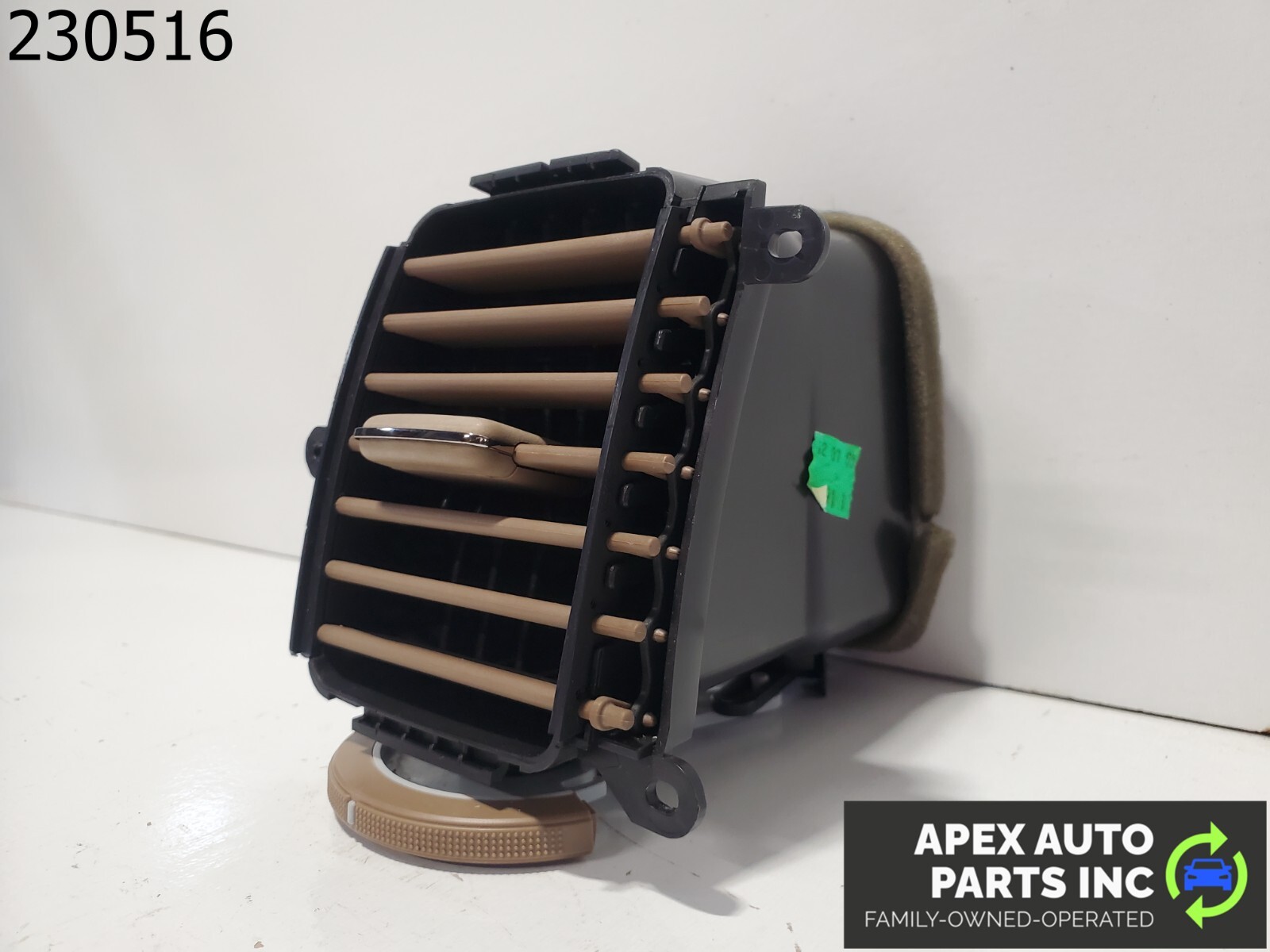 OEM 2006 HONDA PILOT DRIVER LEFT VENT BEIGE - Image 3