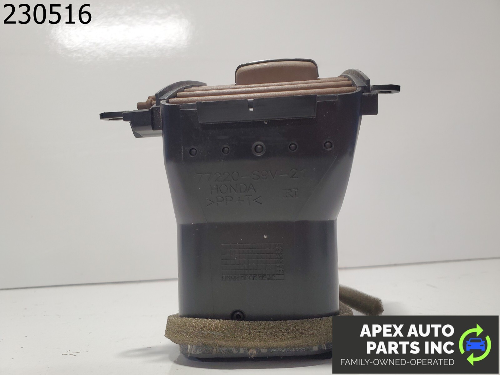 OEM 2006 HONDA PILOT DRIVER LEFT VENT BEIGE - Image 9