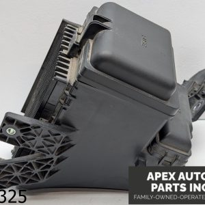 OEM 2006 Lexus RX 400h 3.3L HYBRID ENGINE FUSE RELAY BOX COMPARTMENT