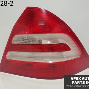 OEM 2006 Mercedes C230 2.5L Rear Right Passenger Side Taillight Tail Light Lamp