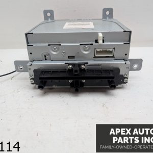 OEM 2006 Subaru Tribeca 3.0L CD Player Radio Receiver Control