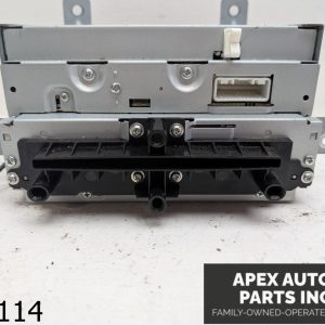 OEM 2006 Subaru Tribeca 3.0L CD Player Radio Receiver Control