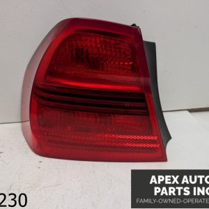 OEM 2007 BMW 328i 3.0L Rear Left Driver Side Tail Light