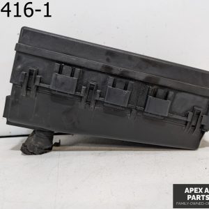 OEM 2007 Ford Five Hundred 3.0L fuse box assembly