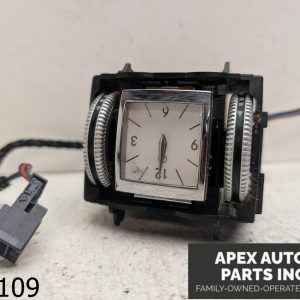 OEM 2007 Mercedes S550 5.5L Dash Air Vent Analog Clock