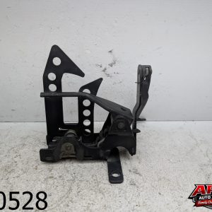 OEM 2007 Mercedes S550 5.5L Hood Safety Latch Release Hinge