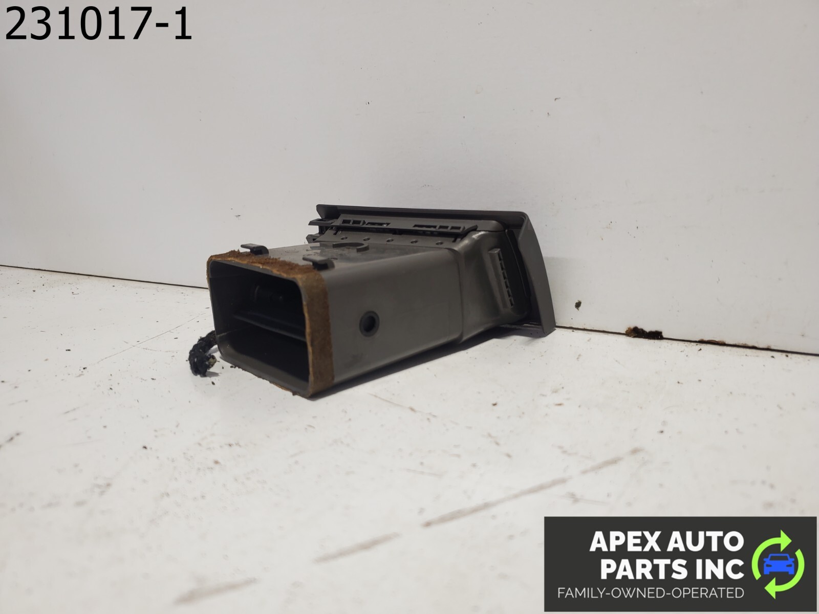 OEM 2008 Audi A4 4E0820952 Dash Center Air Vent Grill - Image 7