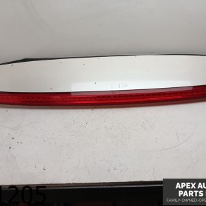 OEM 2008 Cadillac Escalade 6.2L REAR WHITE ROOF SPOILER THIRD BRAKE LIGHT
