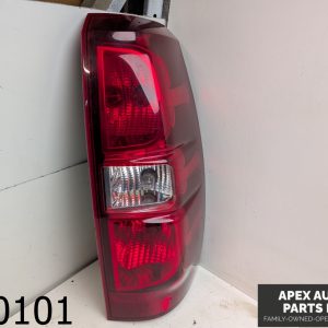 OEM 2008 Chevrolet Avalanche 5.3L Passenger Right Tail Light