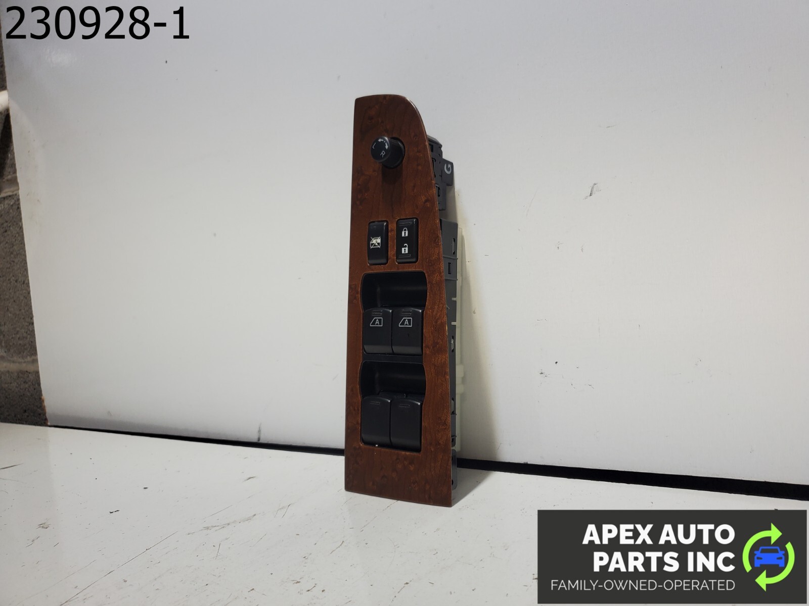 OEM 2008 Nissan Altima Driver Left Door Master Power Window Switch - Image 4