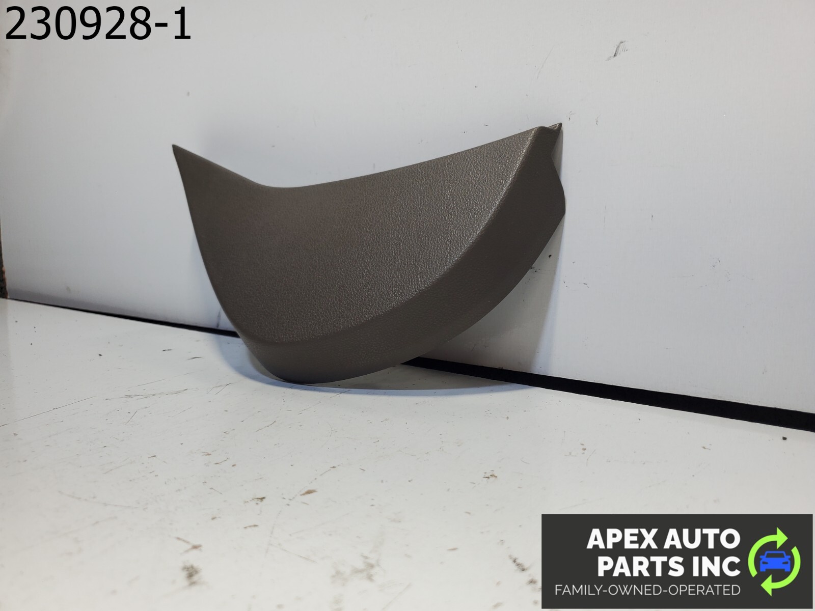 OEM 2008 Nissan Altima Passenger RH Dash End Cap Used 68421JA01C - Image 4