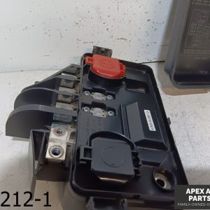 OEM 2009-2011 Hyundai Genesis 3.8L POSITIVE NEGATIVE BATTERY TERMINAL FUSE BOX