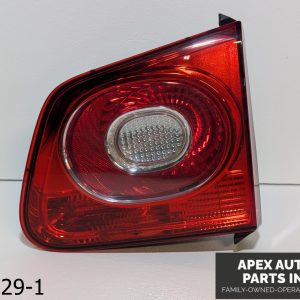 OEM 2009-2011 Volkswagen Tiguan 2.0L Tail Light Assembly Right