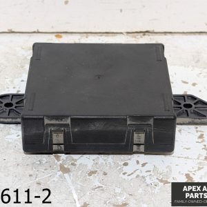 OEM 2009-2014 Volkswagen Routan Front Right Door Control Module Unit P05026860AC