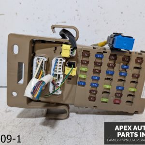 OEM 2010-2014 Subaru Outback 2.5L Fuse Box Panel  82201AJ00A