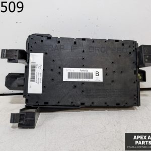 OEM 2010 Ford Edge 3.5L Fusebox Fuse Box Relay Module 7T4T 15604 BK
