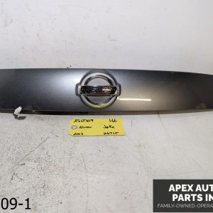 OEM 2011-2014 Nissan Juke REAR TRUNK TAIL GATE LID TRIM HANDLE W CAMERA