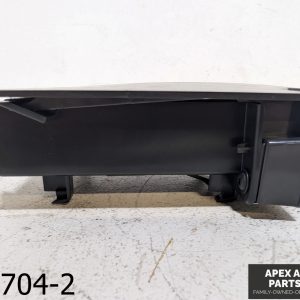 OEM 2011-2014 Volkswagen Jetta 1.8L USB Phone Charge Audio Interface Box