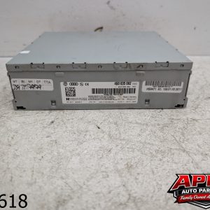 OEM 2011 Audi Q7 3.0L TRUNK RADIO RECEIVER CONTROL MODULE