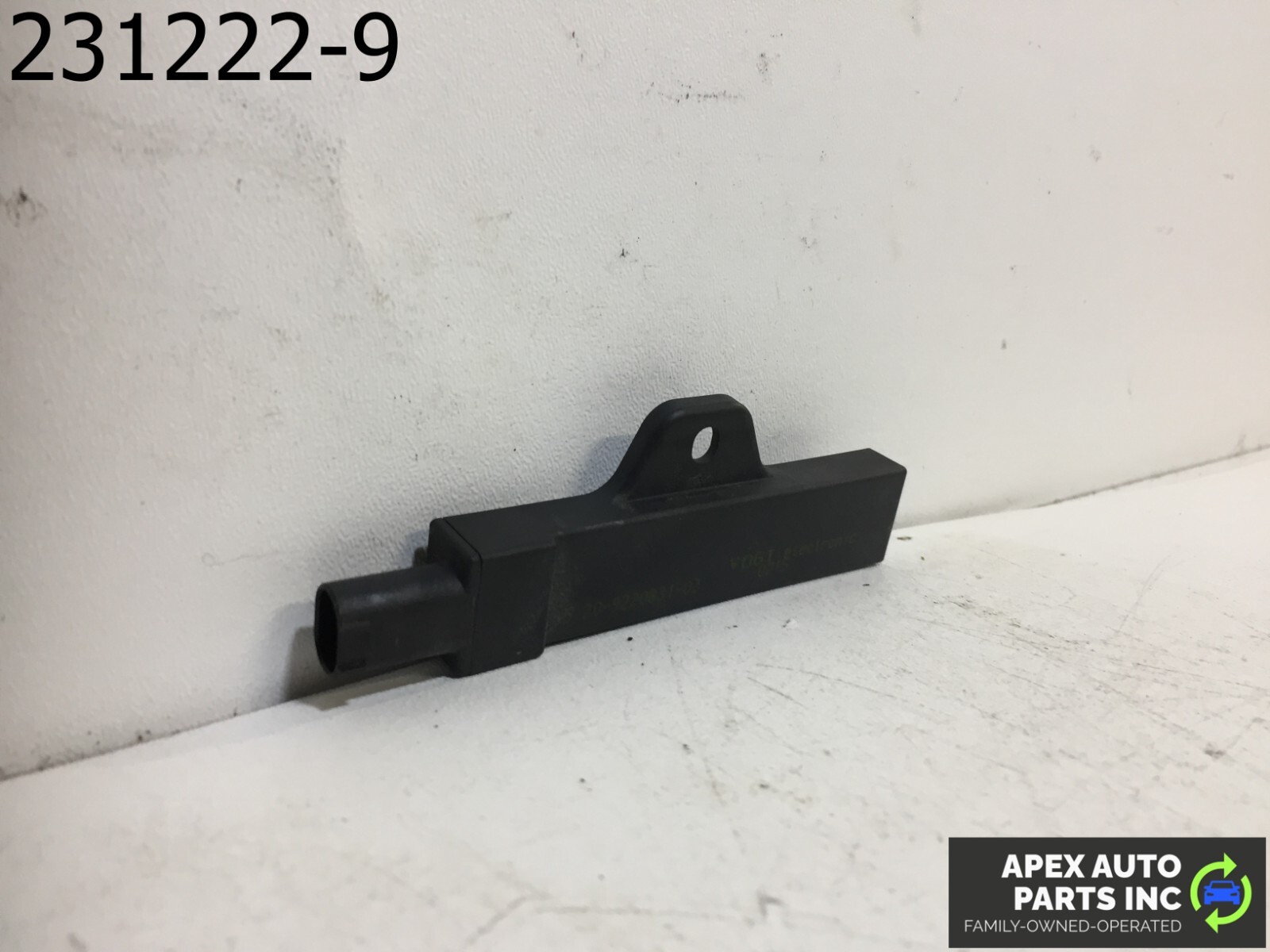 OEM 2011 BMW 550i Keyless Entry Interior Convenience Antenna - Image 3