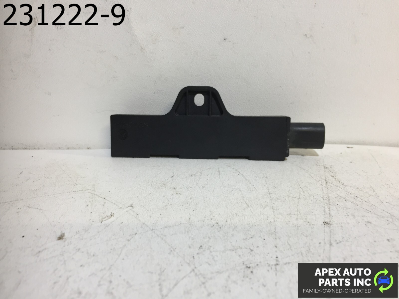 OEM 2011 BMW 550i Keyless Entry Interior Convenience Antenna - Image 5
