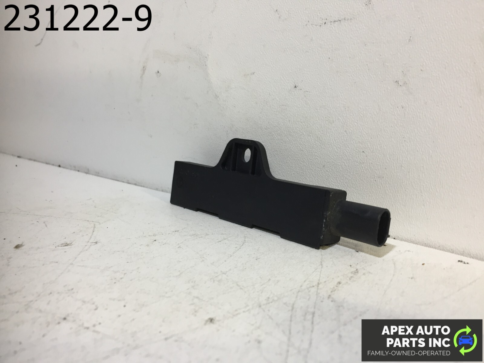 OEM 2011 BMW 550i Keyless Entry Interior Convenience Antenna - Image 7