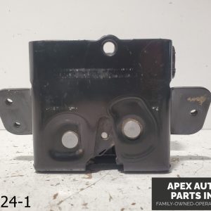 OEM 2011 Chevrolet Traverse 3.6L Rear Liftgate Trunk Latch