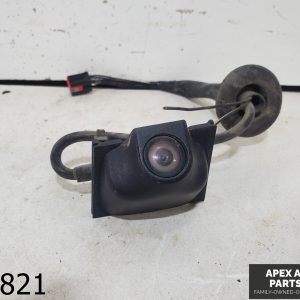 OEM 2013 Chrysler Town & Country 3.6L Rear Back Up Reverse Camera