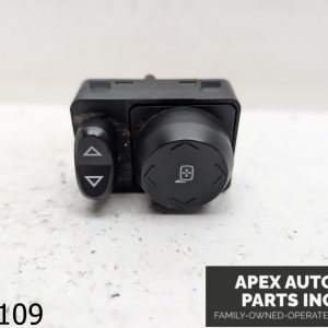 OEM 2014 Chevrolet Traverse 3.6L LH Driver Side Door Mirror Switch