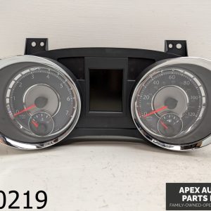 OEM 2014 Chrysler Town & Country 3.6L Instrument Cluster Speedometer