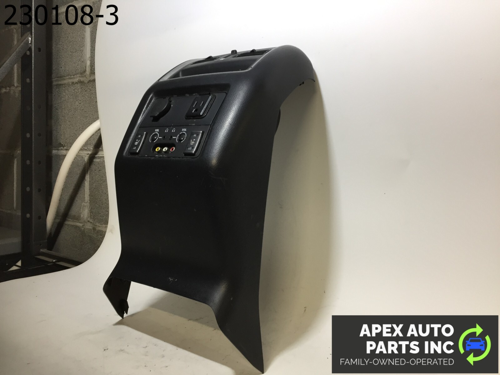 OEM 2014 Infiniti QX60 Rear Back AC Vent Audio Control Trim Cover - Image 4