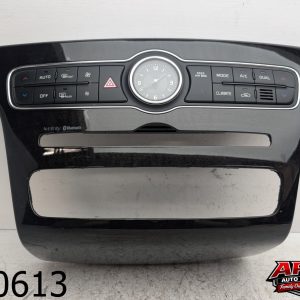 OEM 2014 Kia Cadenza 3.3L A/C Heater Temperature Control Unit