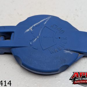 OEM 2014 Kia Sorento 2.4L Wiper Fluid Cap