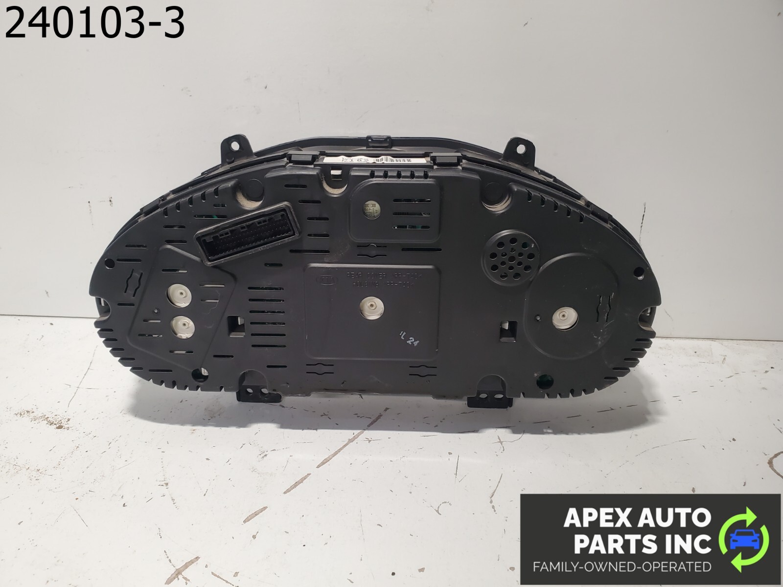 OEM 2015 KIA Sportage Speedometer Cluster US Market Conventional Ignition - Image 5