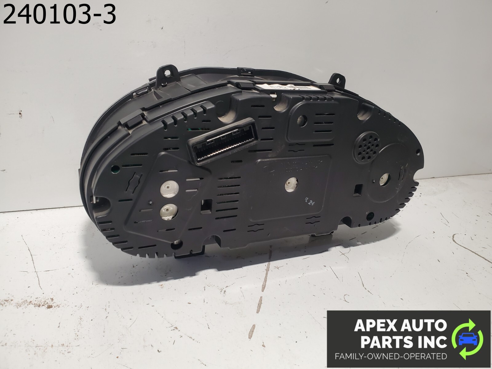 OEM 2015 KIA Sportage Speedometer Cluster US Market Conventional Ignition - Image 7
