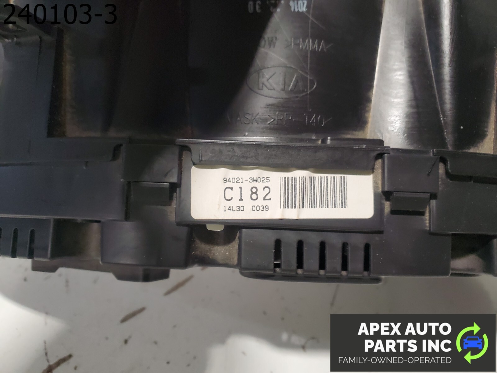 OEM 2015 KIA Sportage Speedometer Cluster US Market Conventional Ignition - Image 9