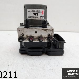 OEM 2015 Kia Cadenza 3.3L ABS Anti-Lock Brake Pump Assembly
