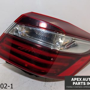 OEM 2016-2017 Honda Accord 2.4L Passenger Tail Light Sedan Quarter Mounted