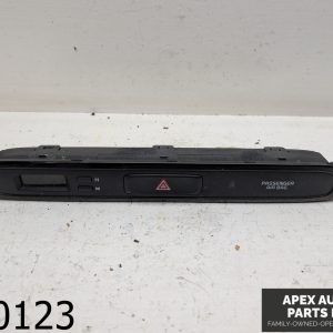 OEM 2016 Kia Sedona 3.3L Digital Clock / Hazard Switch Center