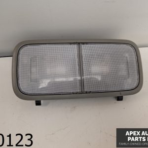 OEM 2016 Kia Sedona 3.3L REAR OVERHEAD ROOF DOME LIGHT LAMP